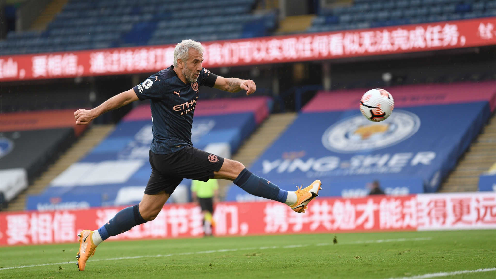 40岁卡索拉以最低工资助母队升甲,球衣收益10%捐青训新星培养 40岁卡索拉以最低工资助母队升甲,球衣收益10%捐青训新星培养