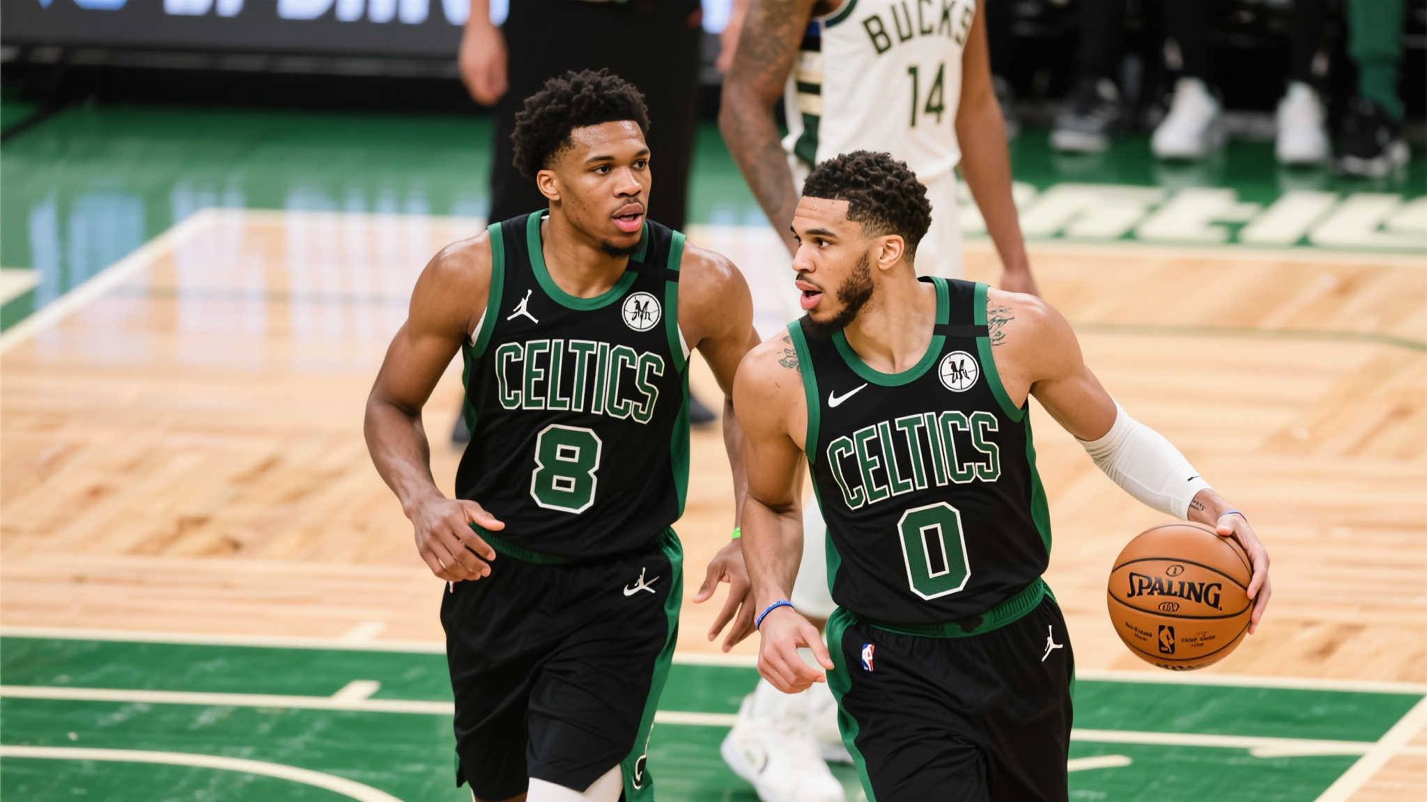 紧张H组:三队可能同积5分 皇马需至少1-1平确保头名晋级 紧张H组:三队可能同积5分 皇马需至少1-1平确保头名晋级